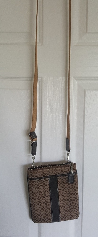 Crossbody Coach